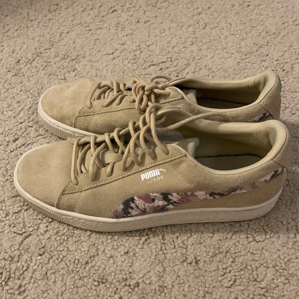 Pumas with fun camo detail